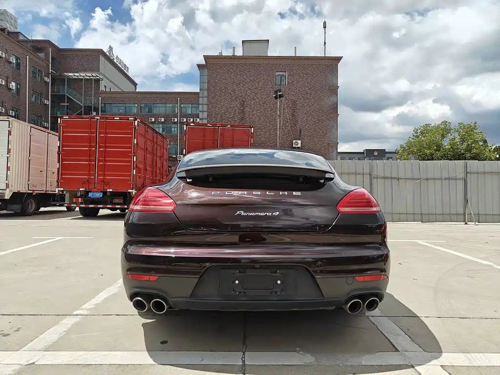 Porsche Panamera 2016 — фото 5