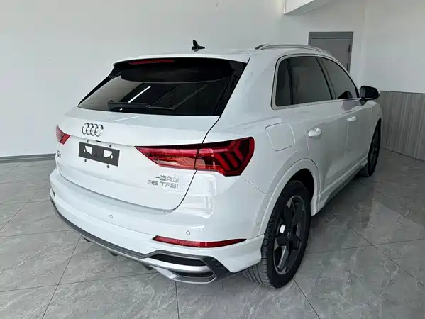 Audi Q3 2023