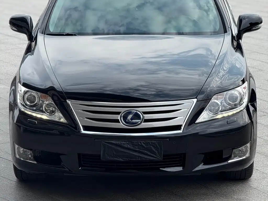 Lexus LS 2012 — фото 2