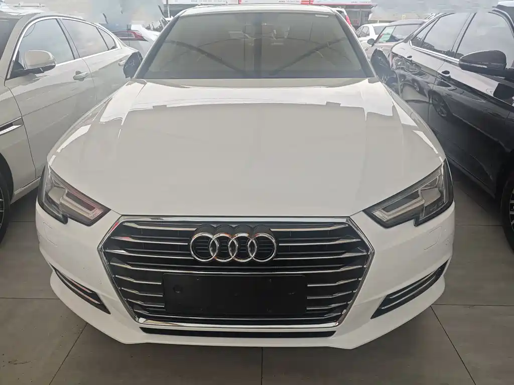 Audi A4L 2017 — фото 2
