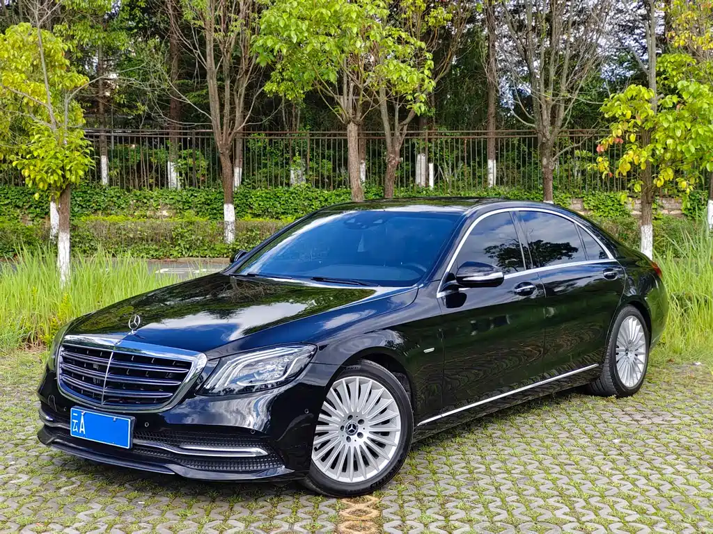 Mercedes-Benz S-Class 2020
