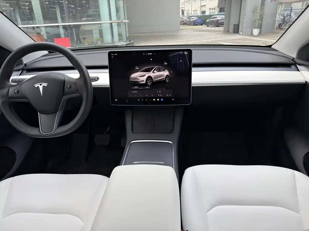 Tesla Model Y 2022 — фото 4