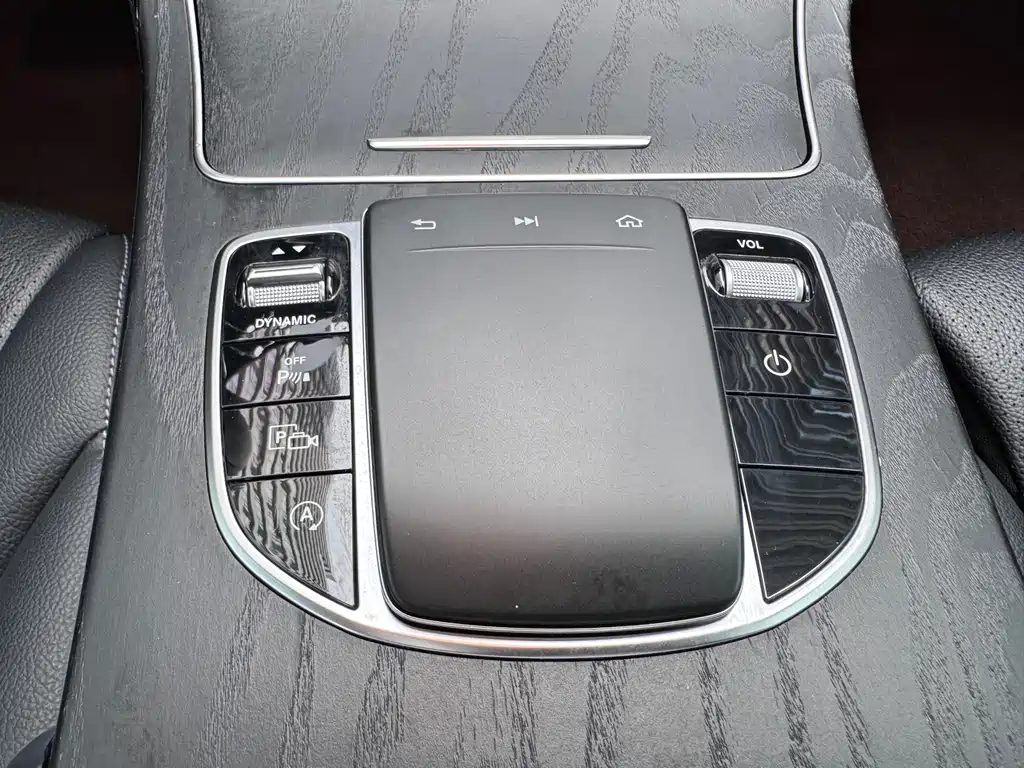 Mercedes-Benz C-Class 2021 — фото 18