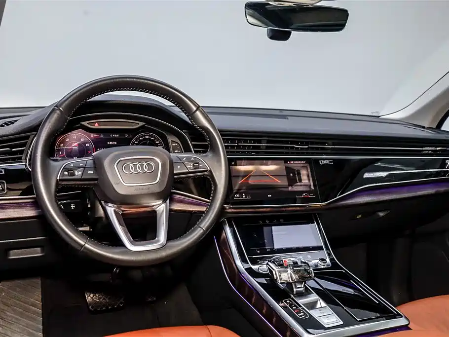 Audi Q7 2020 — фото 17