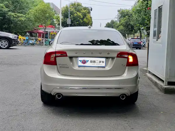 Volvo S60 2018