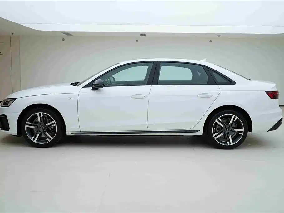 Audi A4L 2023