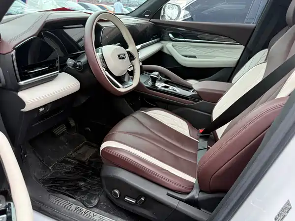 Geely Xingyue L 2023