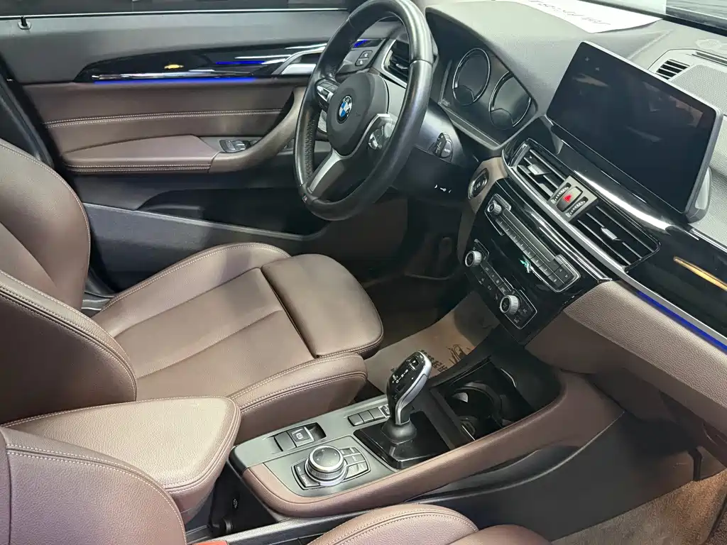 BMW X1 2021 — фото 11