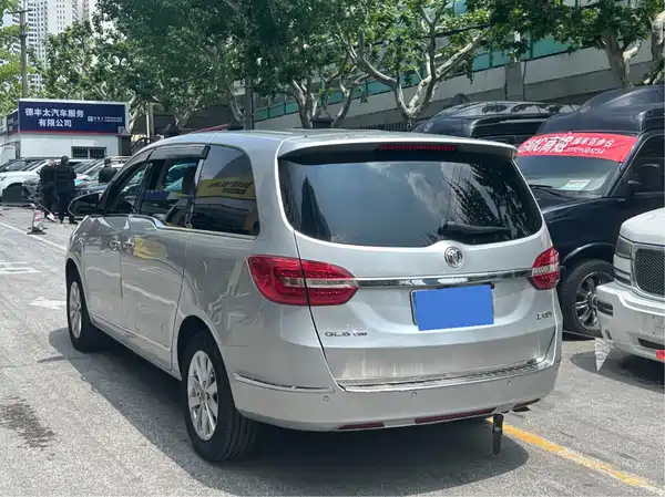 Buick GL8 2018