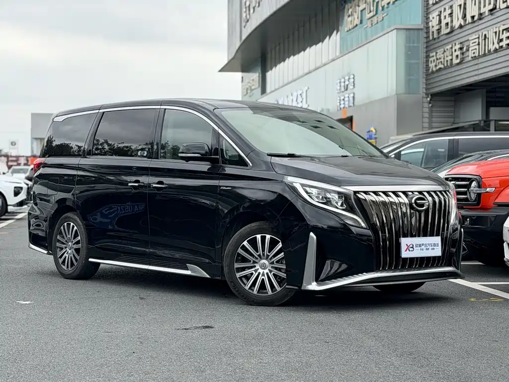 GAC Motor Trumpchi M8 2022 — фото 3