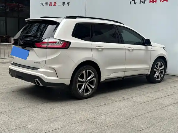 Ford Edge 2020