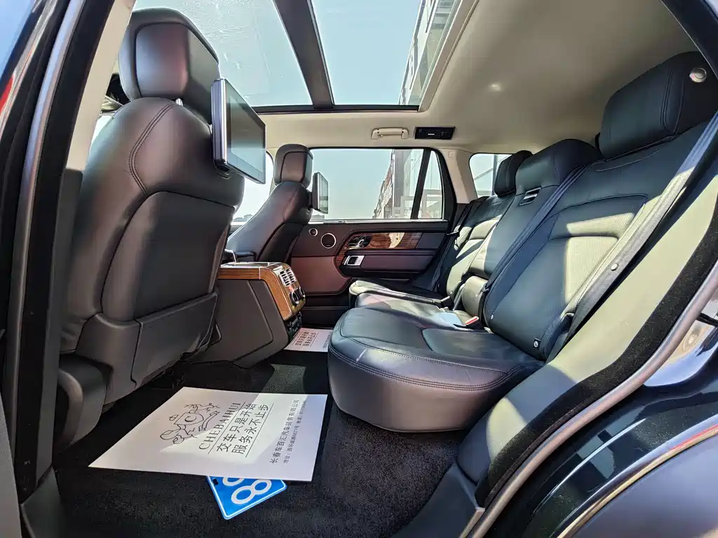 Land Rover Range Rover 2019 — фото 16