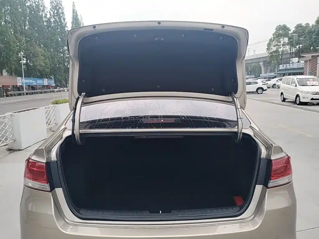 Kia K4 2016 — фото 15