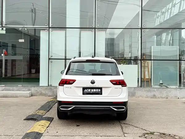 Volkswagen Tiguan L 2022