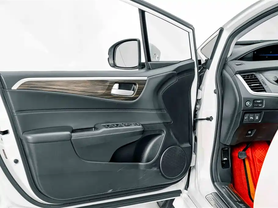 Honda Jade 2018 — фото 15