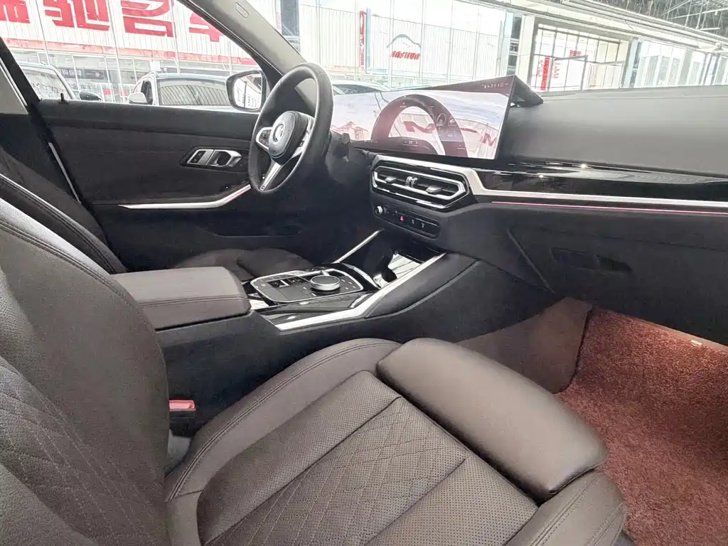 BMW 3 Series 2023 — фото 12