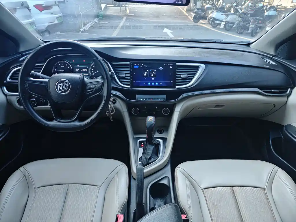 Buick Excelle 2017 — фото 9