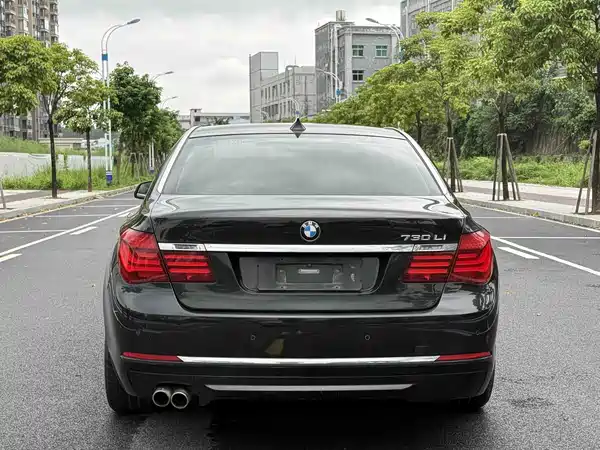 BMW 7 Series 2015