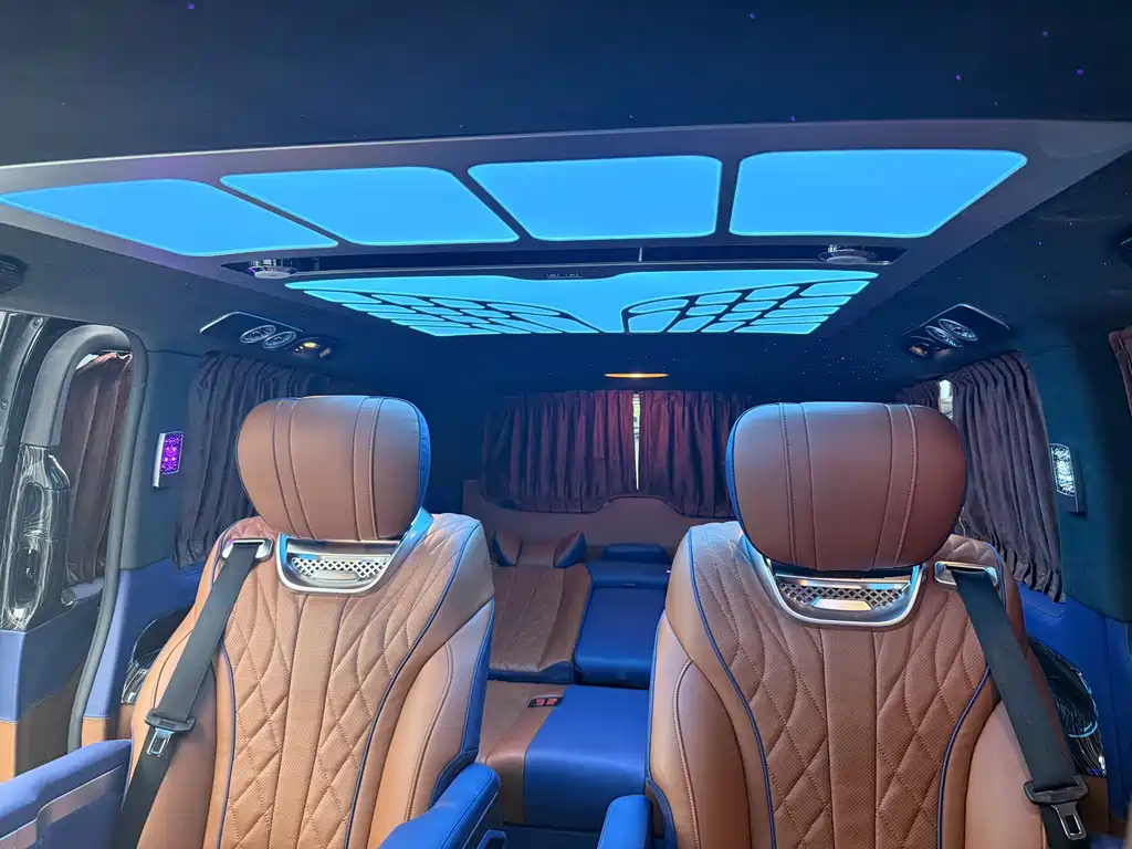 Mercedes-Benz Vito 2023 — фото 17