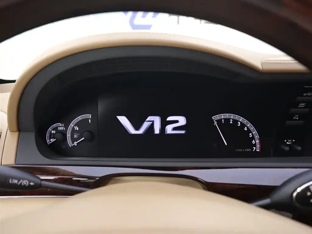 Mercedes-Benz S-Class 2010 — фото 18
