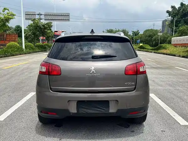 Peugeot 4008 2013