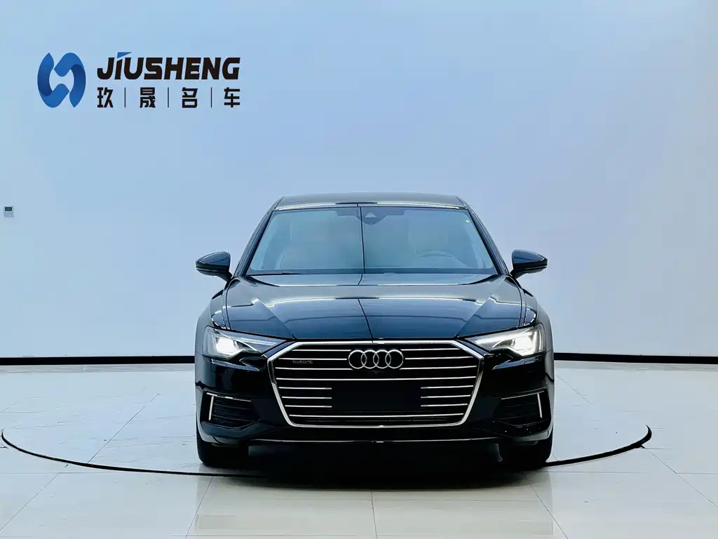 Audi A6L 2022