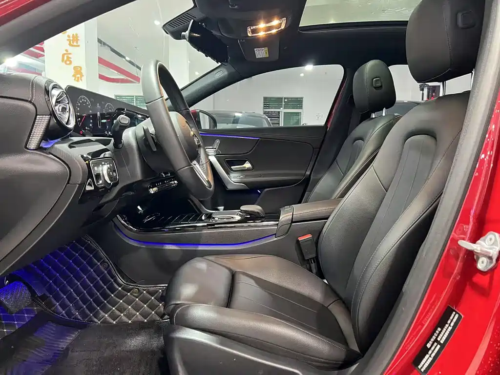 Mercedes-Benz A-Class 2022 — фото 4
