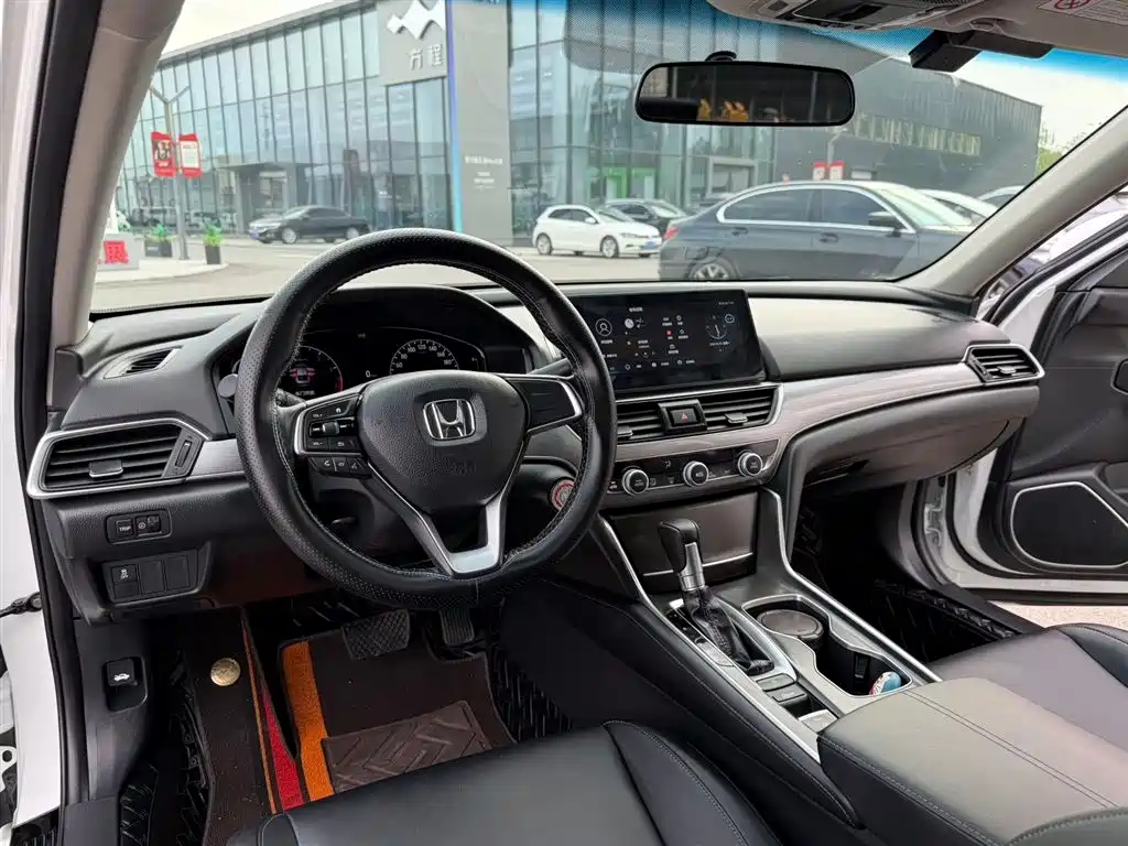 Honda Accord 2022 — фото 4