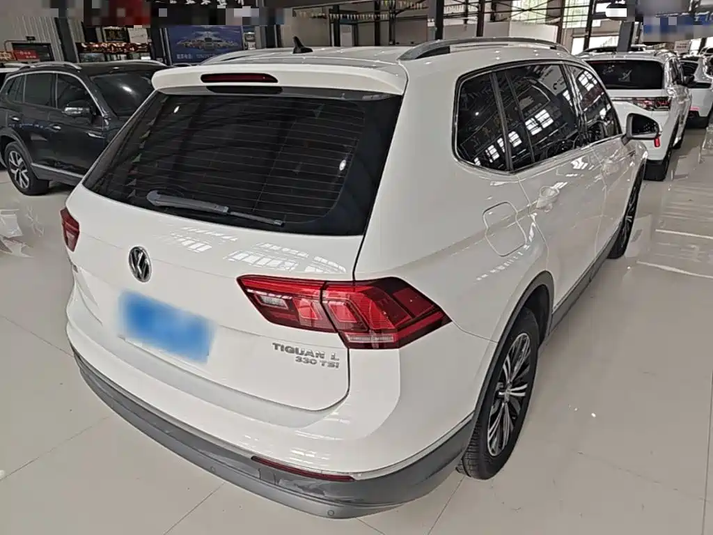 Volkswagen Tiguan L 2020 — фото 7