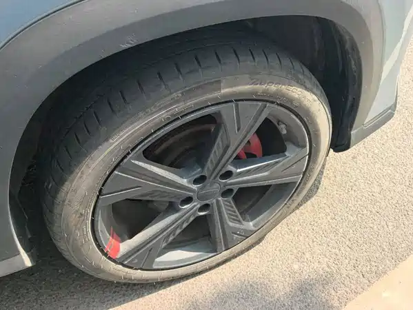 Geely Boyue 2024