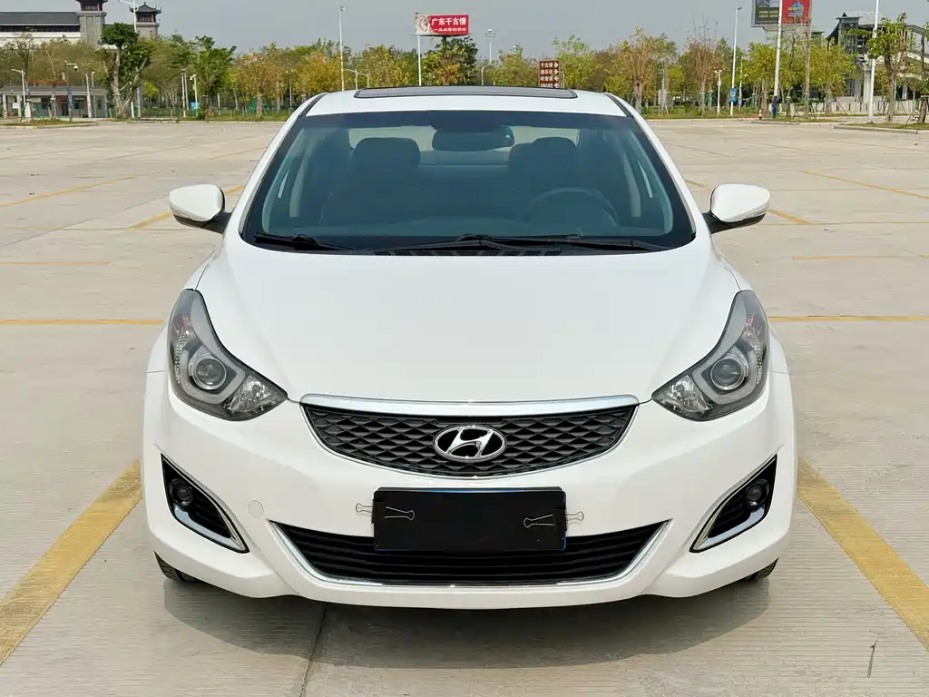 Hyundai Elantra Langdong 2016 — фото 2