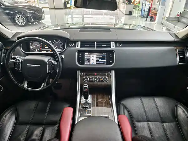Land Rover Range Rover Sport 2015