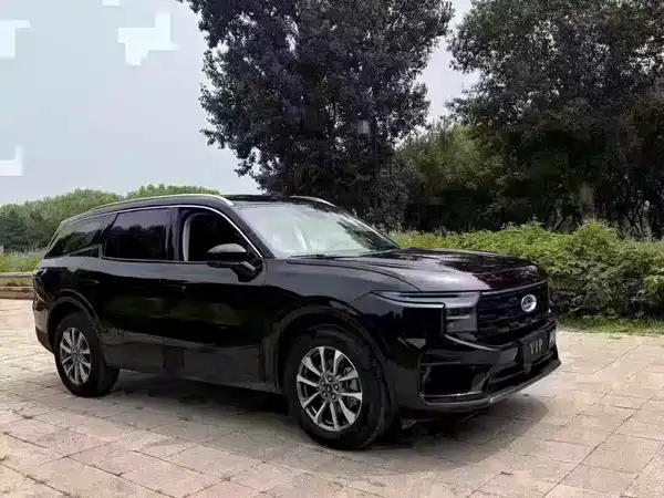 Ford Edge 2025