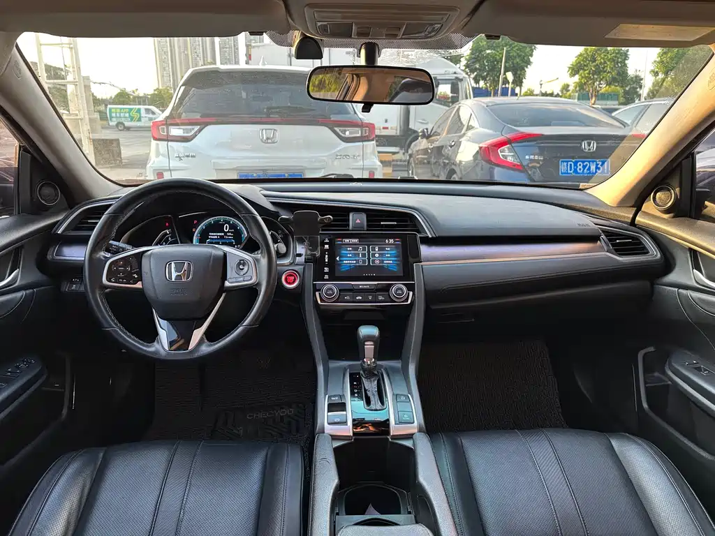 Honda Civic 2017 — фото 15