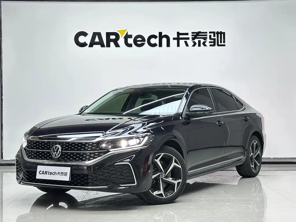 Volkswagen Passat 2025