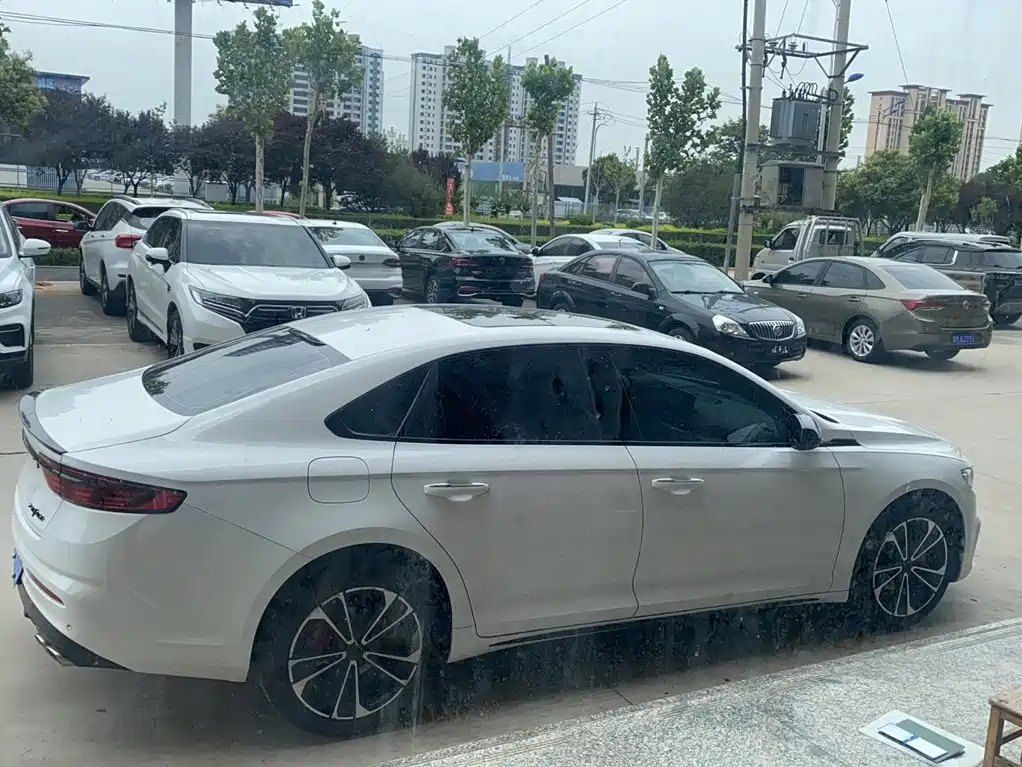 Geely Xingrui 2022 — фото 13