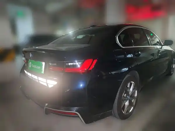 BMW i3 2024