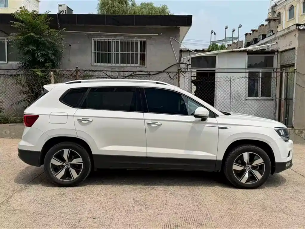 Volkswagen Tharu 2023