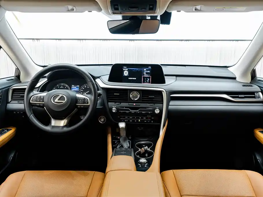 Lexus RX 2022 — фото 11