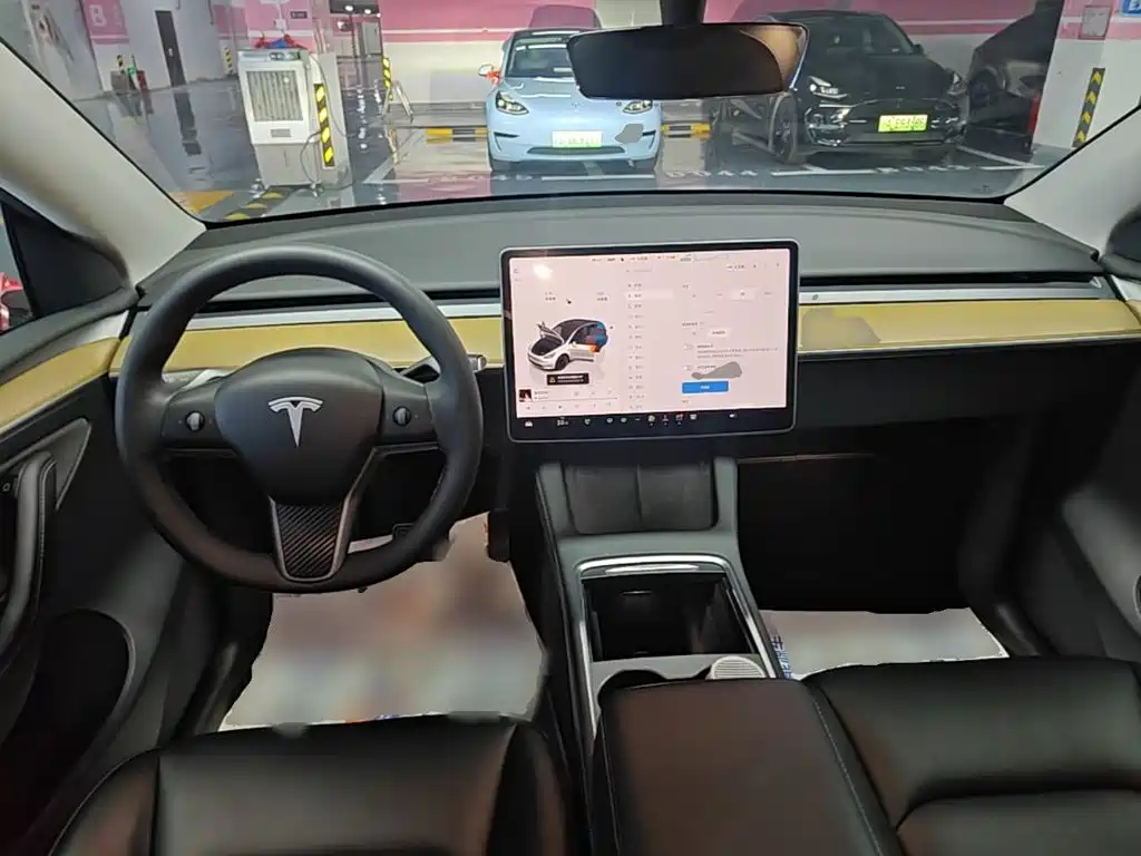 Tesla Model Y 2022 — фото 10
