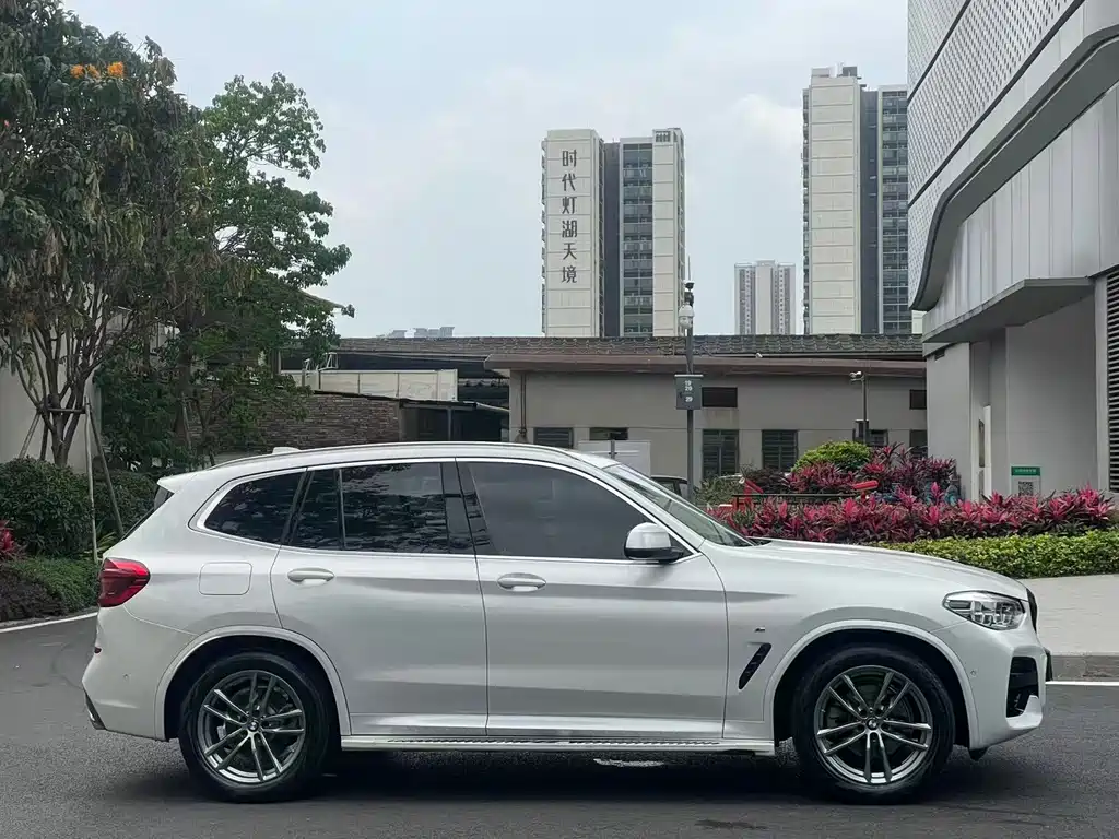 BMW X3 2021 — фото 4