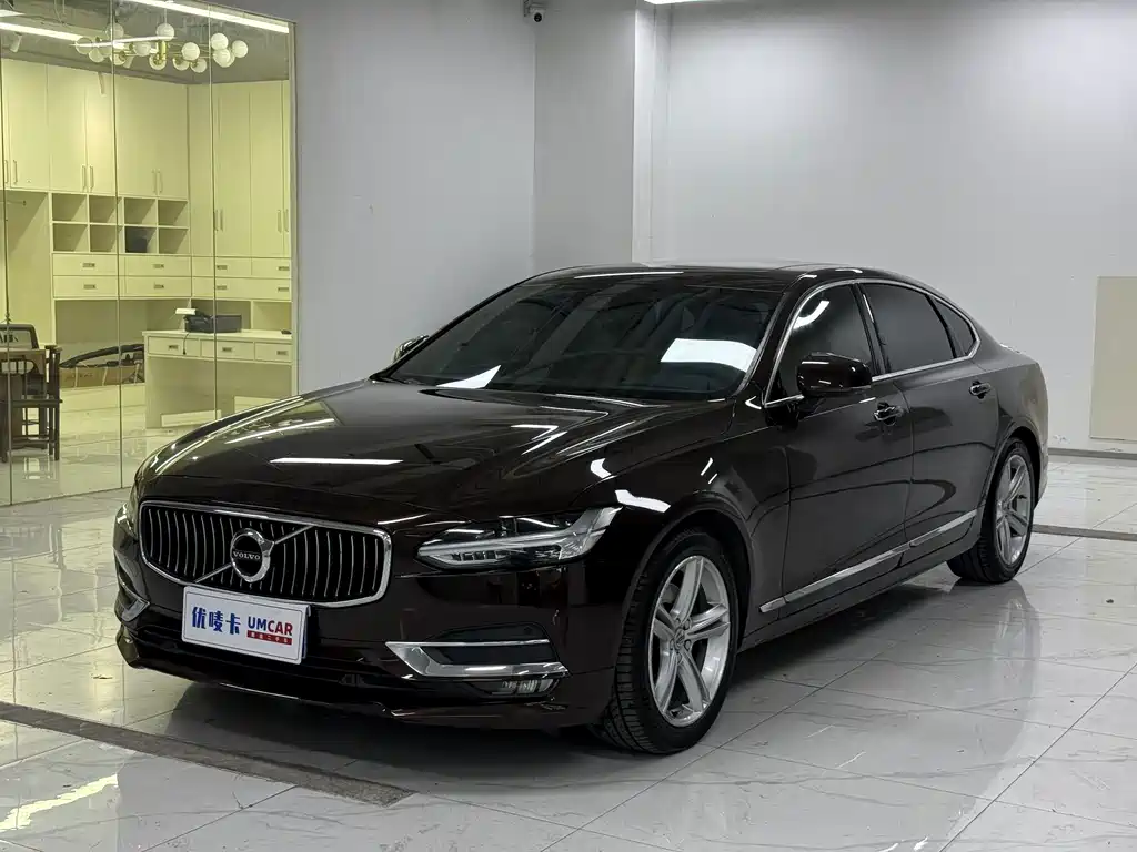 Volvo S90 2019 — фото 1