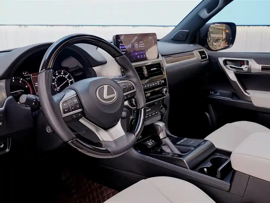 Lexus GX 2024 — фото 16