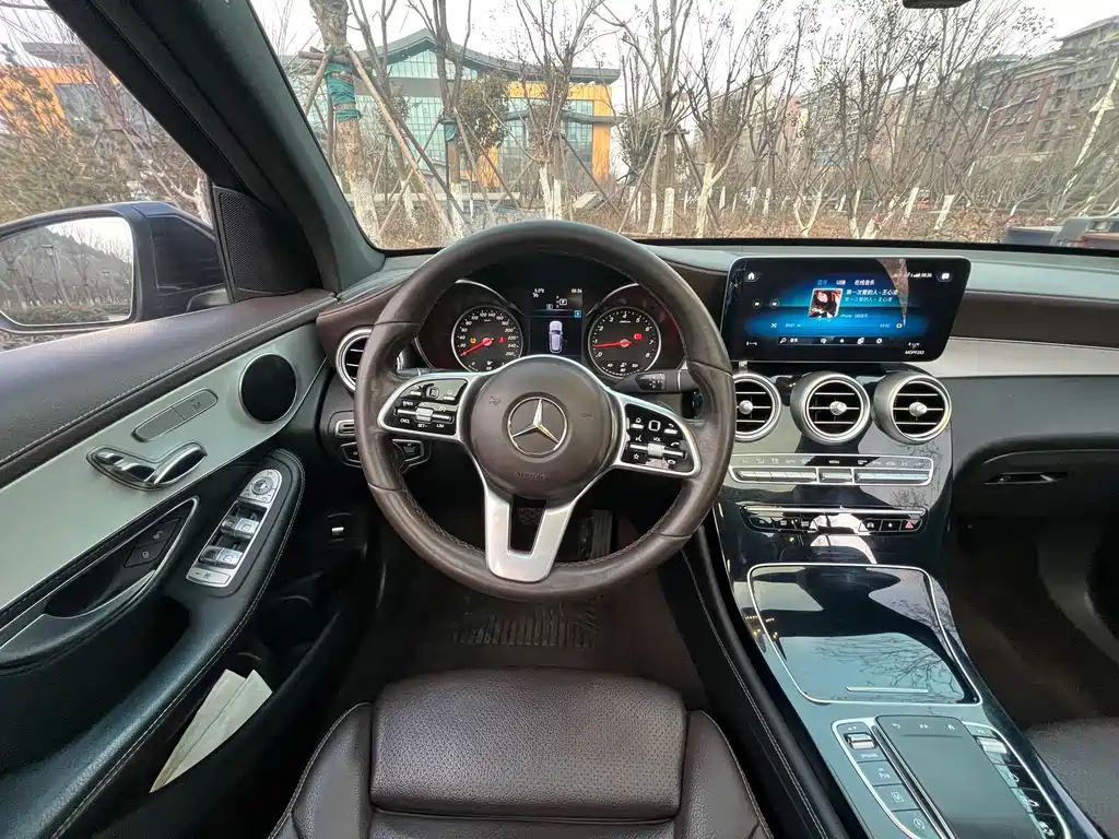 Mercedes-Benz GLC 2020 — фото 12