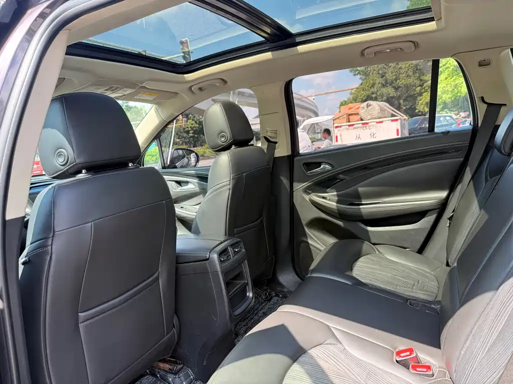Buick Envision Plus 2016 — фото 11