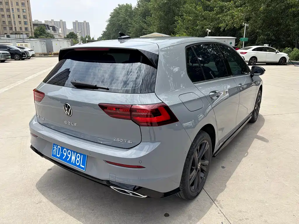 Volkswagen Golf 2022