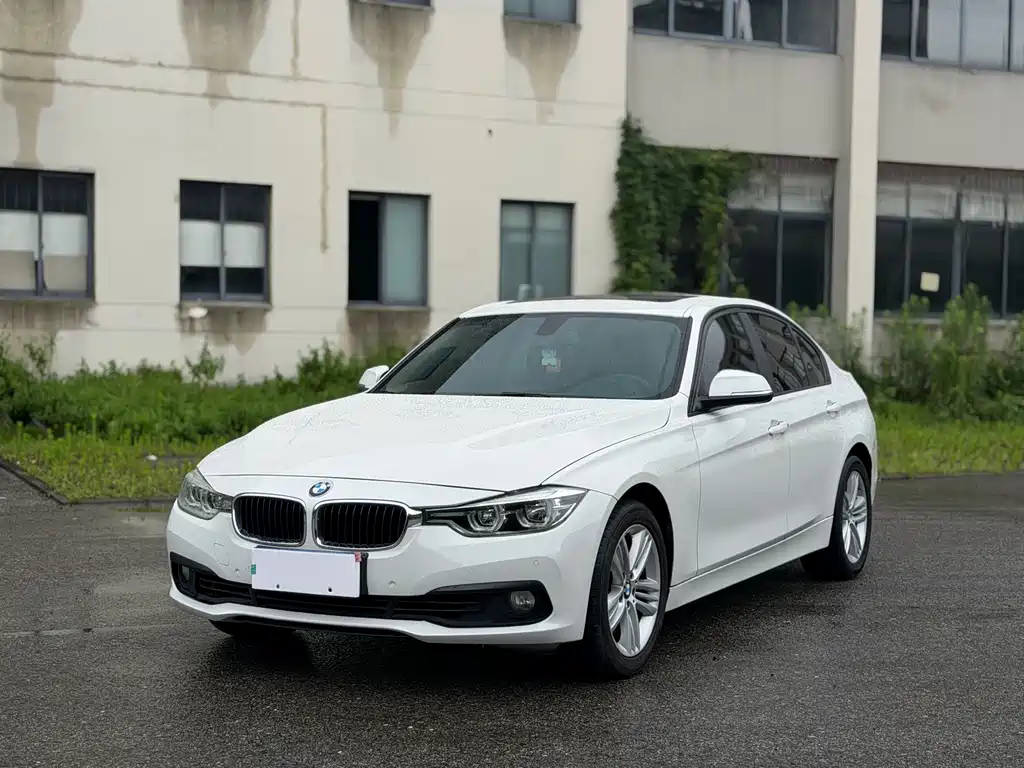 BMW 3 Series 2017 — фото 1