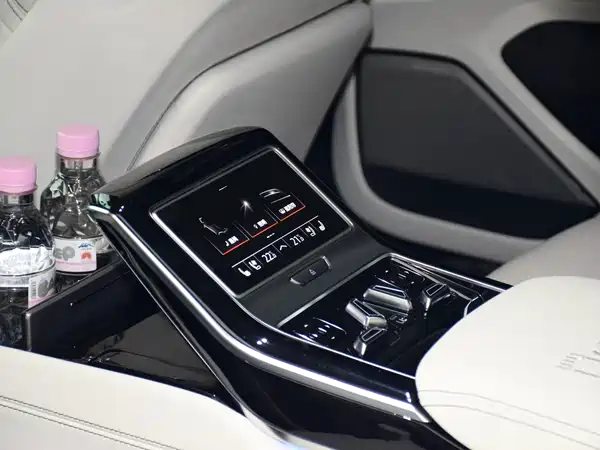 Audi A8 2019