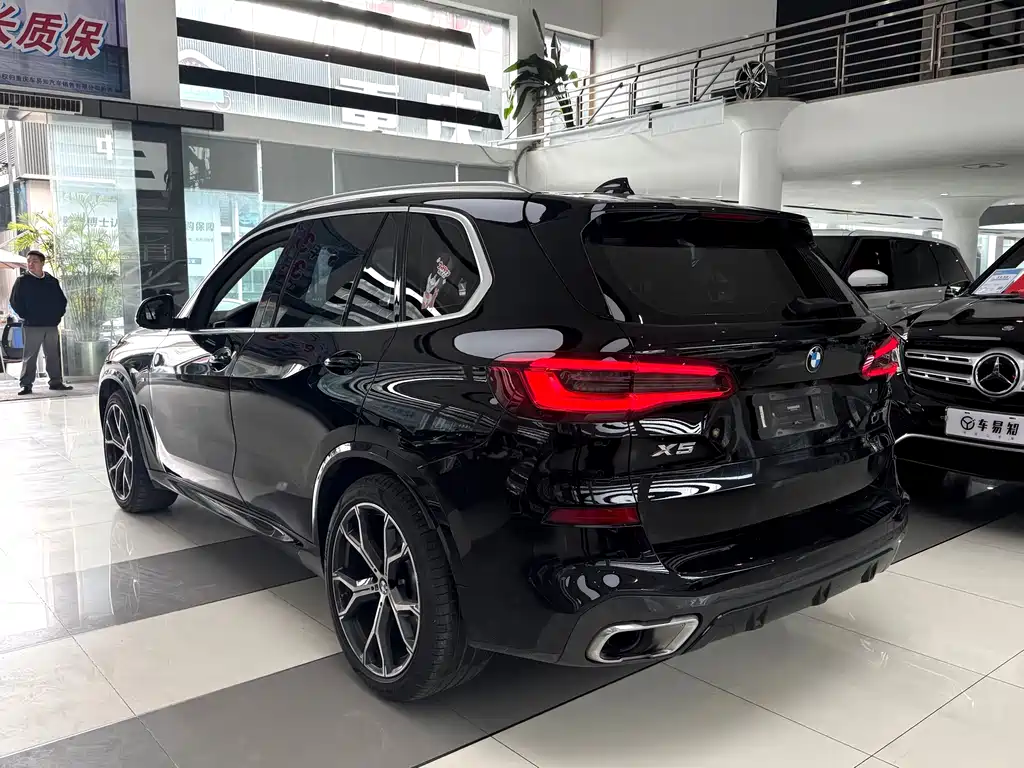BMW X5 2019 — фото 19