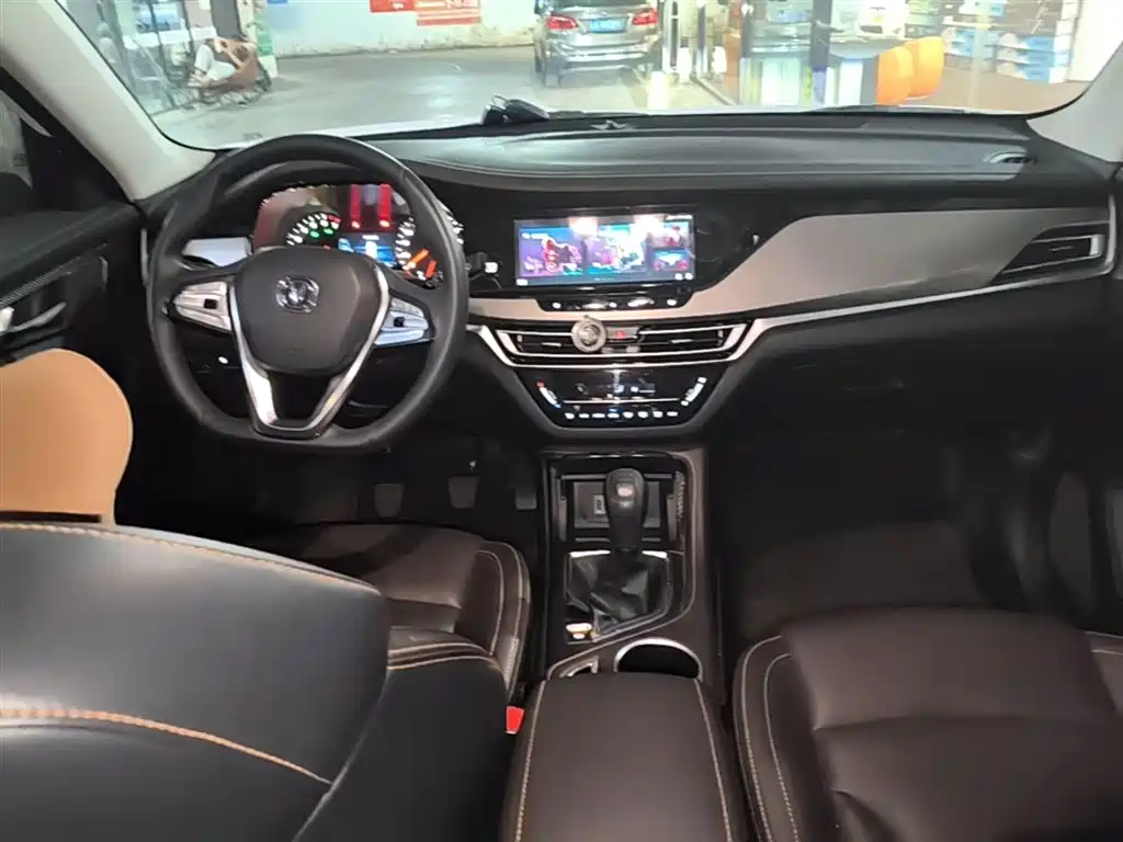 Changan CS35PLUS 2019 — фото 10